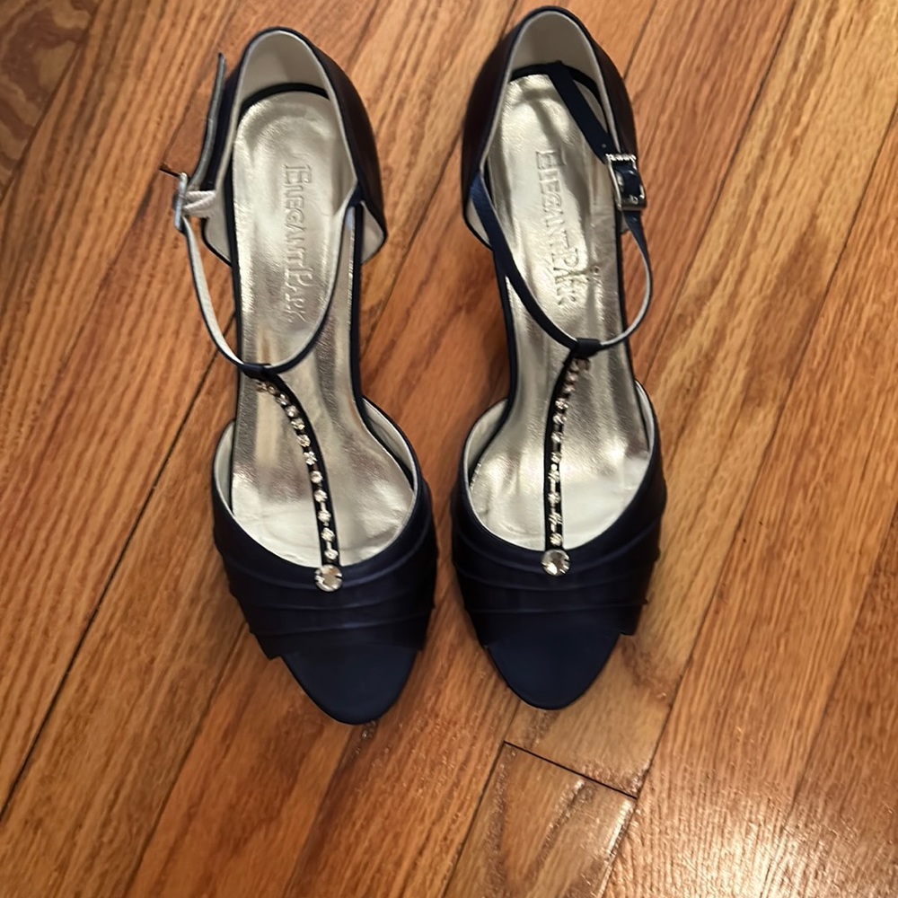 Elegant Park navy open toe dress shoe